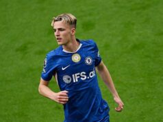 Derry hovorí, že debut je „splneným snom“ napriek zraneniu Derry hovorí, že debut je „splneným snom“ napriek zraneniu