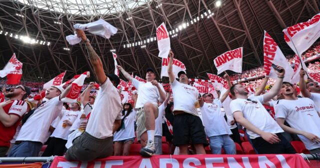 Diváci finále Ligy majstrov sa po scénach medzi Arsenalom a PSG sťažujú, že hra sa skončila | Futbal | Šport

