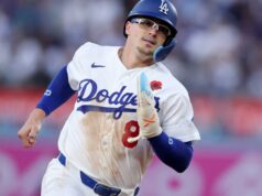 Dodgers jazdia na návrate Kiké Hernándezovej, siedmej smene, aby porazili Rockies Dodgers jazdia na návrate Kiké Hernándezovej, siedmej smene, aby porazili Rockies