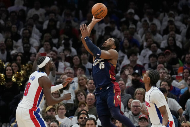 Donovan Mitchell Cavaliers vs Pistons Game 4 Playoffs NBA