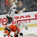 Ducks nemôžu zastaviť Mitcha Marnera a Golden Knights v hre 3 prehry