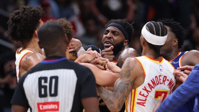 Dyson Daniels a Mitchell Robinson boli vylúčení v hre Knicks-Hawks 6
