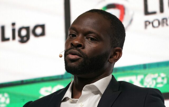 EXKLUZÍVNE | Louis Saha o finančných obmedzeniach Ligue 1: "V iných európskych ligách to vôbec nie je také regulované."
