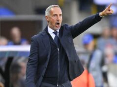 Eintracht Frankfurt vymenoval za hlavného trénera Adiho Huttera Eintracht Frankfurt vymenoval za hlavného trénera Adiho Huttera