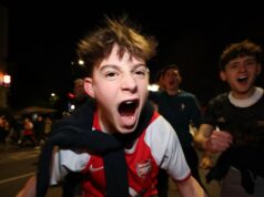 Fanúšikovia Arsenalu vybuchli po tom, čo tím získal titul Premier League | futbal Fanúšikovia Arsenalu vybuchli po tom, čo tím získal titul Premier League | futbal
