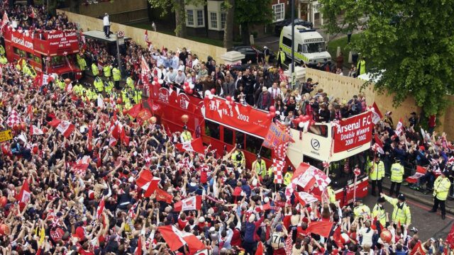 Arsenal je pripravený spôsobiť frustráciu fanúšikov z dátumu odovzdávania trofejí