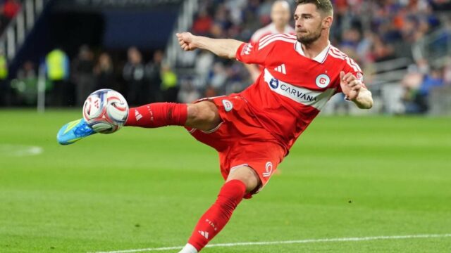 Fire, Cincinnati prináša série bez prehry do remízy
