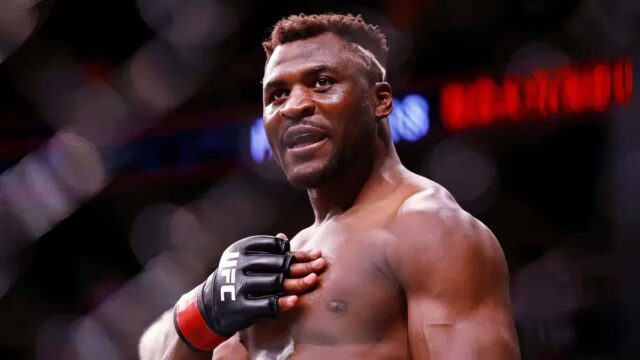 Francis Ngannou plánuje ľuďom pripomenúť, kto je proti Philipe Linsovi
