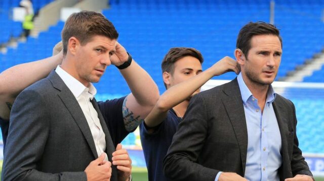 Frank Lampard a Steven Gerrard v anglických dresoch