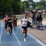 Mallard Creek si myslel, že vyhrali chlapčenskú štafetu na 4x400 m - a zabezpečili si štátny titul