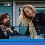 Andrea Pirlo sa pozerá