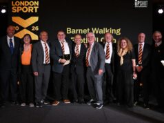 Futbalový priekopník získava prestížne ocenenie London Sport Award za pomoc pri zbližovaní komunity Sherrick je manažérom futbalového klubu Barnet Walking Football Club, ktorý vyhral gong za svoju neúnavnú prácu, pri ktorej už 11 rokov spájali starších členov svojej komunity.