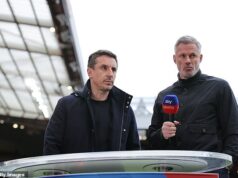 Gary Neville a Jamie Carragher vymenúvajú svoje tímy sezóny Premier League – len s dvoma rozdielmi medzi nimi Gary Neville a Jamie Carragher si vybrali svoje tímy sezóny Premier League