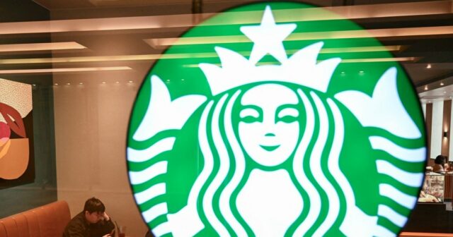 Generálny riaditeľ spoločnosti Starbucks Korea prepustený pre propagáciu, ktorá vyvolala vojenský zásah | Obchodné a ekonomické správy
