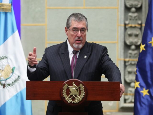 Guatemala popiera, že by súhlasila s americkými útokmi proti obchodníkom s drogami | Vojenské správy
