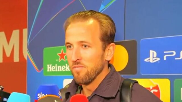 Harry Kane pri rozhovore s novinármi 