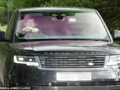 Harry Maguire prerušil krytie po tom, čo bola hviezda Man United brutálne AXED z tímu Thomasa Tuchela na majstrovstvách sveta v Anglicku Harry Maguire vyzeral skleslo, keď prišiel do Carringtonu na tréning s Manchestrom United