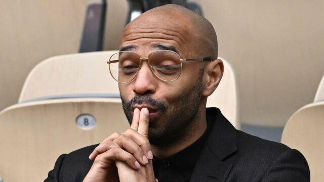 Henry nabáda Artetu, aby proti Atléticu Madrid odštartoval hviezdu Gunners
