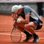 Bývalý hráč prvej päťky Holger Rune sa sťahuje z French Open a svoj návrat po operácii Achillovej šľachy odkladá na trávnatú sezónu budúci mesiac.