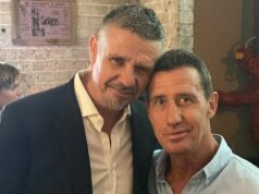Hráč NRL, ktorý sa stal televíznou hviezdou Matt Nable, stratil svojho brata kvôli chorobe motorických neurónov. Teraz sa otvára o ďalšom blízkom členovi rodiny, ktorého zasiahol krutý, nevyliečiteľný stav Matt Nable (vľavo) je na obrázku so svojím bratom Aaronom, ktorý zomrel na chorobu motorických neurónov v roku 2024