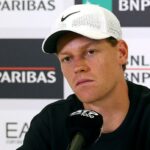 Novak Djokovič a Nikola Pilič na premietaní dokumentu o Piličovi v roku 2024