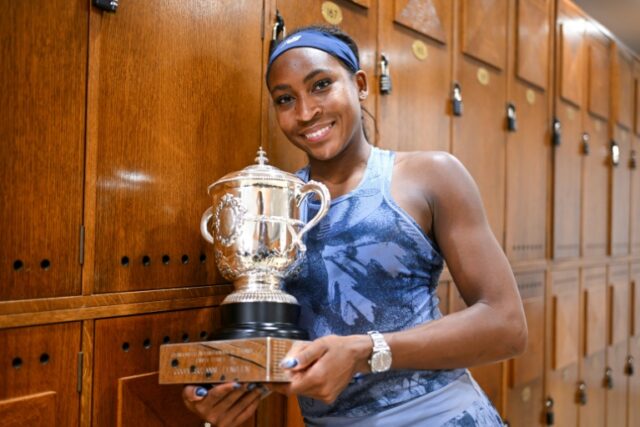 Hráči pokračujú v boji s tenisovými majormi, keď vyhlasujú odmeny na Roland Garros
