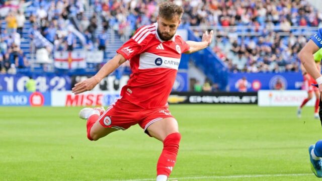 Hugo Cuypers sa opäť zhoduje ako Fire douse CF Montreal Hugo Cuypers sa opäť zhoduje ako Fire douse CF Montreal