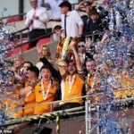Hull City oslávilo postup späť do Premier League porážkou Middlesbrough vo Wembley
