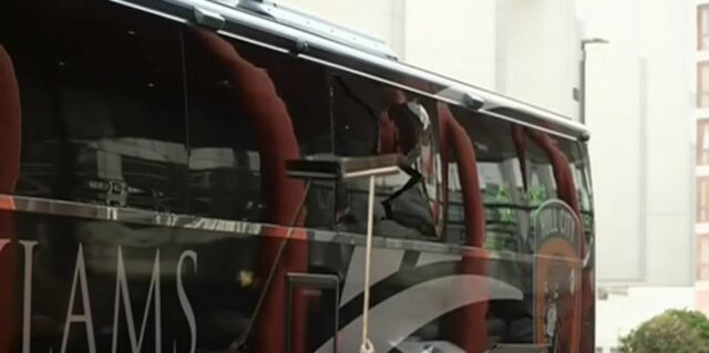 Hull City vs Middlesbrough – Finále play-off šampionátu NAŽIVO: Najnovšie skóre, správy o tíme a aktualizácie, keď fanúšikovia napadli autobus Tigers na ceste do Wembley a Boro zaujal miesto Saints vo Wembley po škandále so špionážnou bránou
