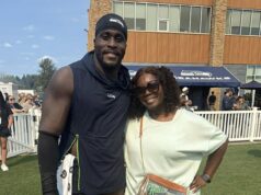 Hviezda NFL a šampión Super Bowlu sa „narodil mŕtvy“ a dostal jednopercentnú šancu na prežitie, prezradila jeho mama v šokujúcom rozhovore Stacy Gooden-Crandle porodila hviezdu Seattle Seahawks Dericka Halla už po 28 týždňoch