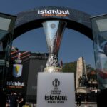 ISTANBUL, TURECKO - 19. mája: trofej Európskej ligy UEFA pred zápasom finále Európskej ligy UEFA 2026 medzi SC Freiburg a Aston Villa FC 19. mája 2026 v Istanbule v Turecku. (Foto: Ahmad Mora – UEFA/UEFA cez Getty Images)