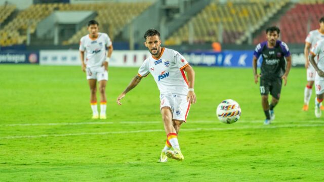 ISL 2025-26: Sanchez premieňa penaltu, keď Bengaluru FC zachraňuje bod proti Odishovi

