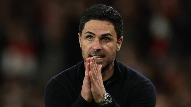 Španielsky manažér Arsenalu Mikel Arteta reaguje počas štvrťfinále Ligy majstrov UEFA v druhom futbalovom zápase medzi Arsenalom a Sportingom Lisabon na Emirates Stadium v ​​severnom Londýne 15. apríla 2026.