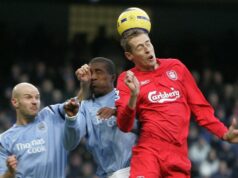 Ikona Premier League sa pred injekciou do kolena „snažila chodiť dole“. Danny Mills