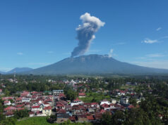 Indonézska sopka Mount Merapi vybuchla a vyvrhla popol do neba | Sopky Indonézska sopka Mount Merapi vybuchla a vyvrhla popol do neba | Sopky