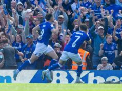 Ipswich spečatil postup späť do PL, keď Hull porazil Wrexham, Derby a získal konečné miesto v play-off Championship Ipswich spečatil postup späť do PL, keď Hull porazil Wrexham, Derby a získal konečné miesto v play-off Championship
