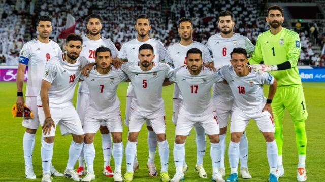 Irán vyhráva vojnu na majstrovstvách sveta, pretože FIFA umožňuje tímu urobiť veľký krok pred začiatkom turnaja
