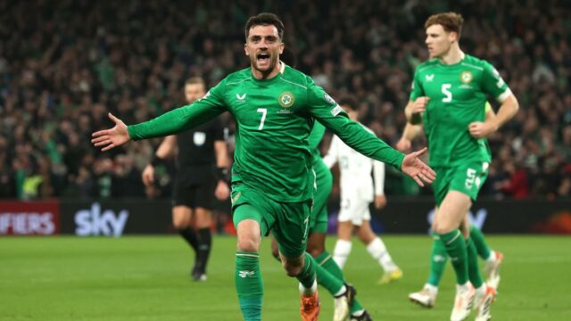 Írsko vs Izrael — Futbalisti, celebrity vyzývajú na bojkot zápasu Ligy národov UEFA

