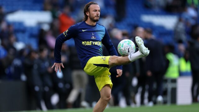 James Maddison sa v posledných deviatich dňoch vrátil do Tottenhamu Hotspur, ale vyzval na opatrnosť pri jeho zotavovaní
