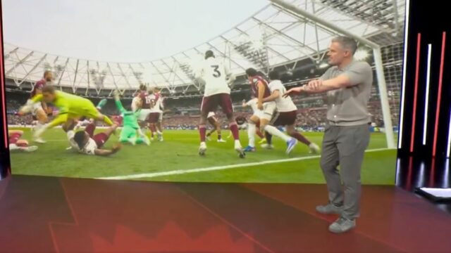 Jamie Carragher diskutoval o nepovolenom góle West Hamu proti Arsenalu