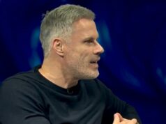 Jamie Carragher vymenúva svojho vynikajúceho kandidáta na nového šéfa Chelsea Jamie Carragher