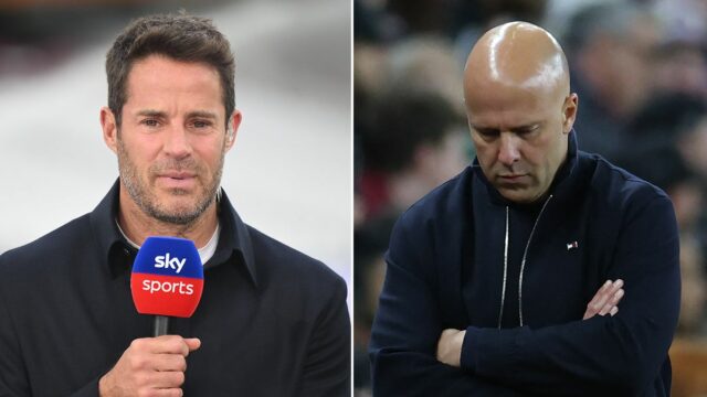 Jamie Redknapp, moderátor Sky Sports, počas zápasu Premier League medzi West Ham United a Wolverhampton Wanderers na londýnskom štadióne Stratford, Spojené kráľovstvo, 10. apríla 2026. (Foto: Kevin Hodgson/MI News/NurPhoto cez Getty Images)