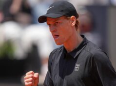 Jannik Sinner prekonal rekord Novaka Djokoviča po vystrašení zo zranení Jannik Sinner prekonal rekord Novaka Djokoviča po vystrašení zo zranení
