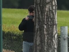Je to oficiálne: Tvárou v tvár Spying Southampton je VYHODENIE z play-off, pretože EFL potvrdilo 200 miliónov £ Finále vo Wembley možno bude musieť posunúť dátum s pojednávaním stanoveným len o päť dní skôr Finále play-off Championship by sa mohlo odložiť v závislosti od výsledku škandálu „Spygate“ (na obrázku údajného analytika Southamptonu, ktorý bol obvinený zo špionáže)
