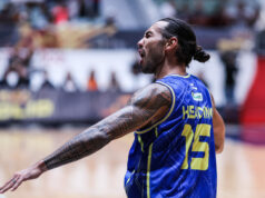 Jordan Heading od TNT zachraňuje najlepšiu hru v Clincher vs Meralco Jordánsko Heading TNT vs Meralco PBA semifinále