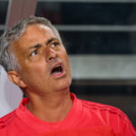 José Mourinho popiera kontakt s bývalým klubom