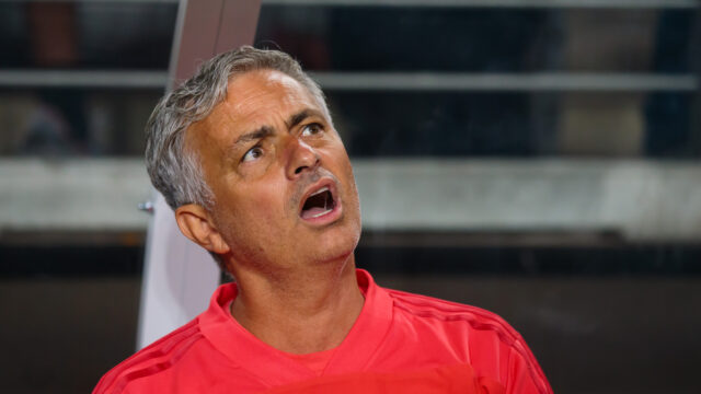 José Mourinho popiera kontakt s bývalým klubom

