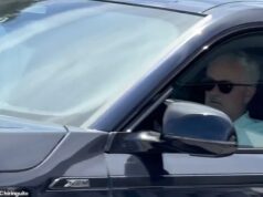 Jose Mourinho prechádza v Reale Madrid do chaosu – boj medzi hviezdami, provokujúce rasistické spory, ktoré vyvolal, a tím, ktorý za sebou zanechala Barcelona: Tento nábor ukazuje, akí sú zúfalí, píše IAN LADYMAN Zábery z El Chiringuita ukazujú, že José Mourinho dnes opúšťa tréningové ihrisko Benficy