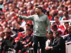 Každé slovo, ktoré Calum McFarlane povedal o „výnimočnom“ Colwillovi, penaltovej kontroverzii a remíze Liverpoolu Calum McFarlane