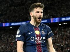 Khvicha Kvaratskhelia odhaľuje herný plán PSG, keď Arsenal vystrelil posledné varovanie Ligy majstrov Khvicha Kvaratskhelia z PSG oslavuje svoj druhý gól počas semifinálového zápasu UEFA Ligy majstrov 2025/26 medzi Paris Saint-Germain a FC Bayern München v Parc des Princes 28. apríla 2026 v Paríži vo Francúzsku.